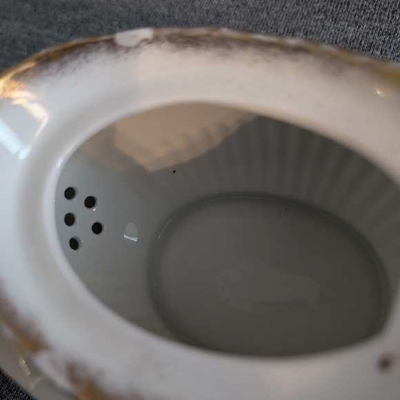 Antique Teapot and Creamer, Green/White with Gold Trim, Pink/Red Rose Pa… - Picture 8 of 9